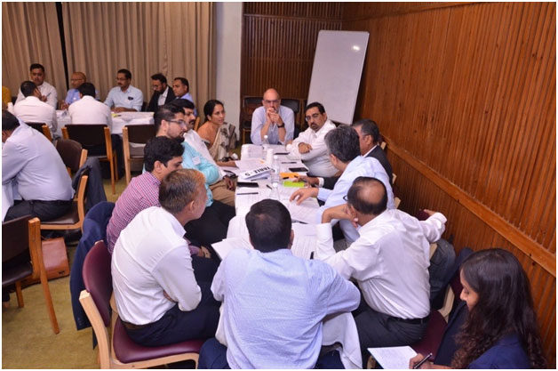 Table discussion during sessions